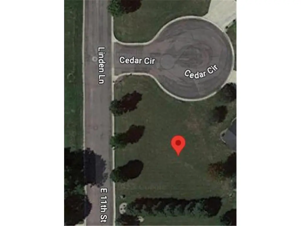 301 Cedar Circle, Winthrop, MN 55396 - #1