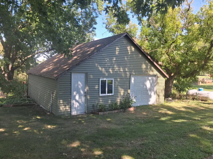 410 W Pleasant Avenue, Elizabeth, MN 56533 - #3