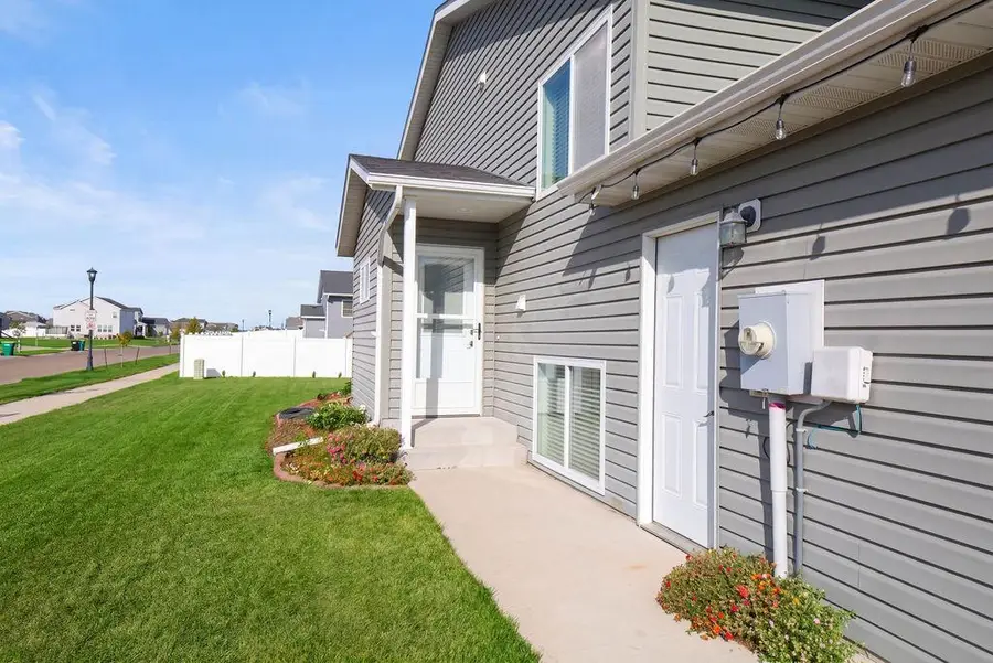 2162 10th Street W, West Fargo, ND 58078 - #2
