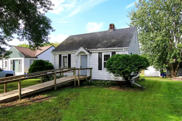 826 Bradley Avenue, Gibbon, MN 55335