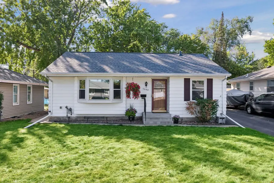 6640 15th Avenue S, Richfield, MN 55423 - #2