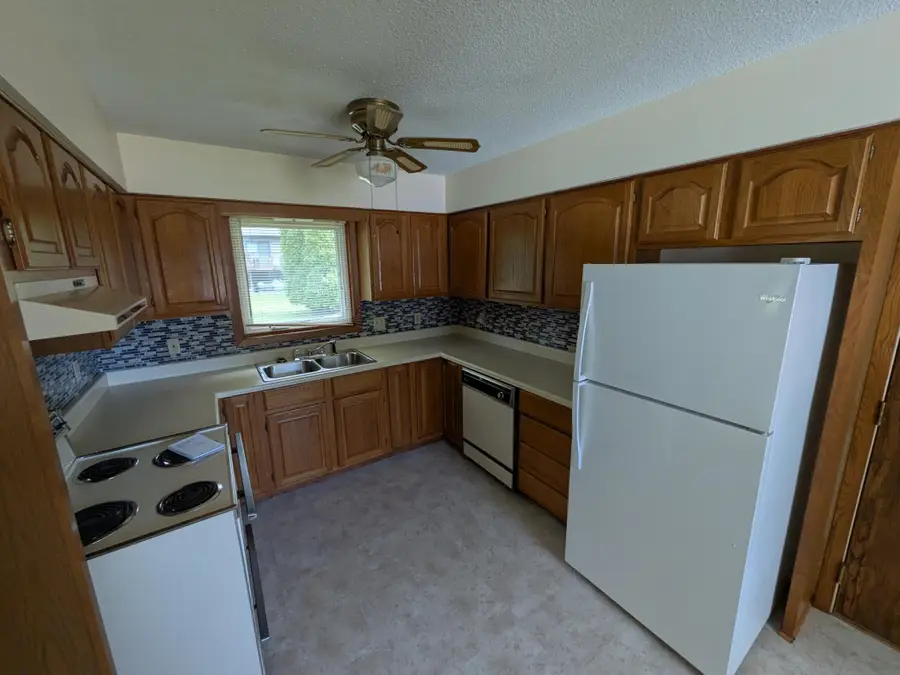 2265 4th Avenue Se, Owatonna, MN 55060 - #2
