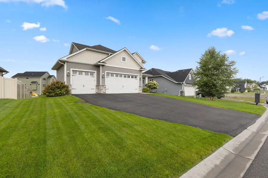 17925 Eventide Way, Lakeville, MN 55044 - #2
