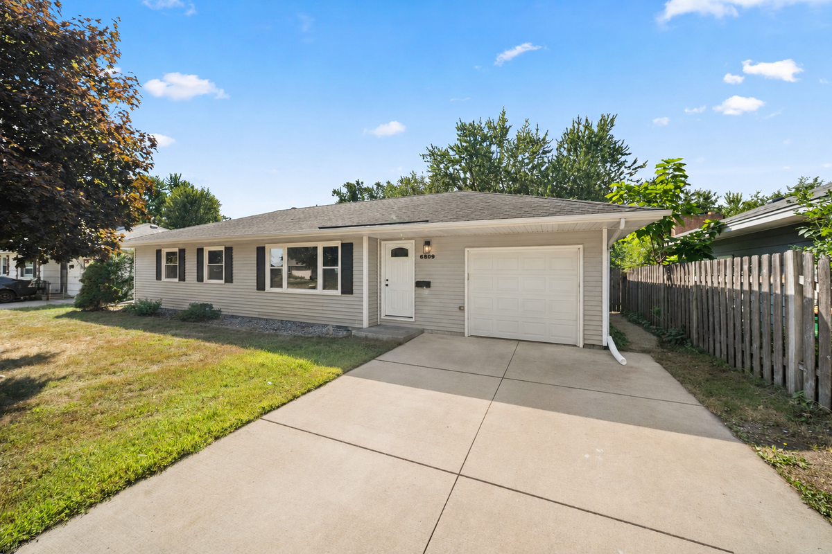 6809 Dudley Avenue N, Crystal, MN 55428 - #1