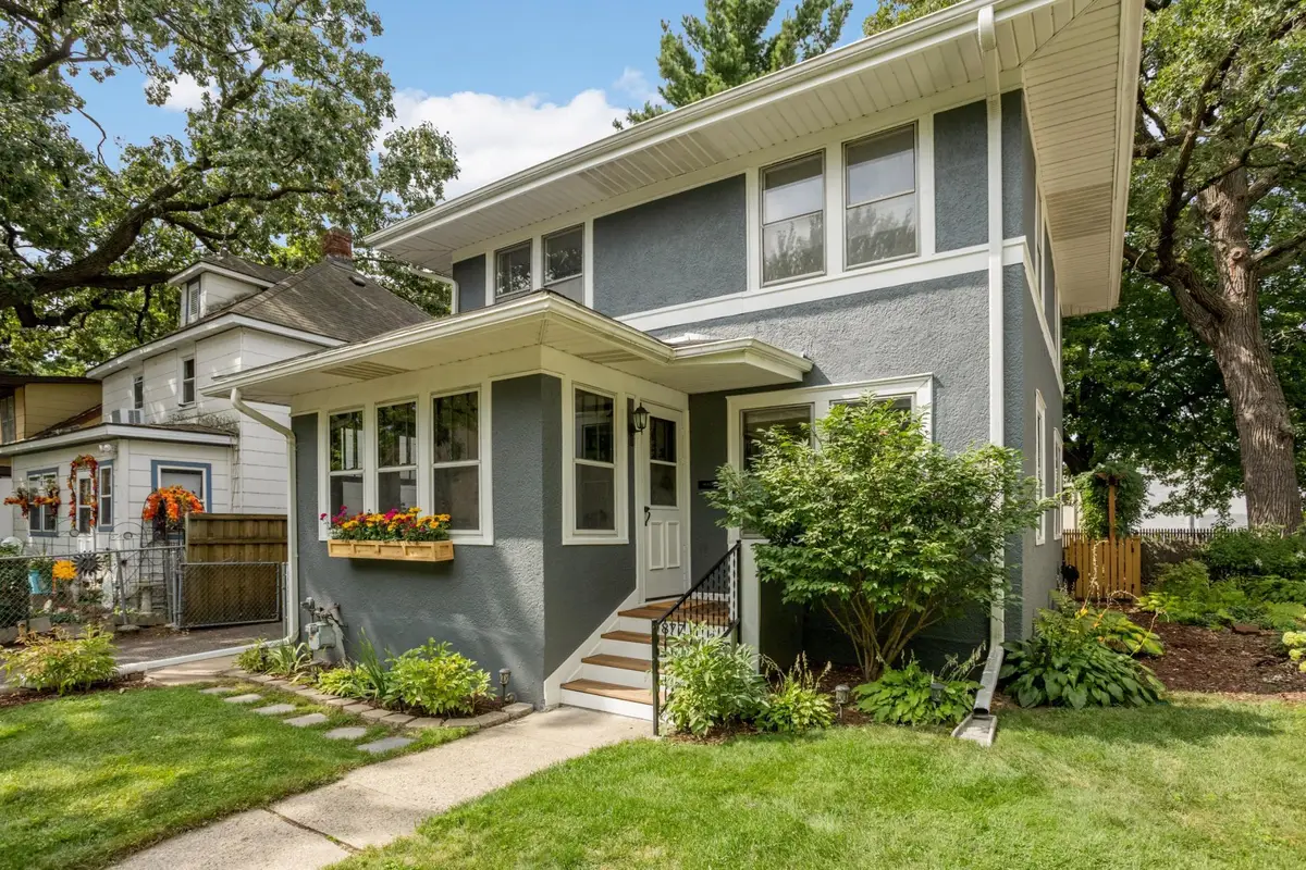 877 Howell Street N, Saint Paul, MN 55104 - #1