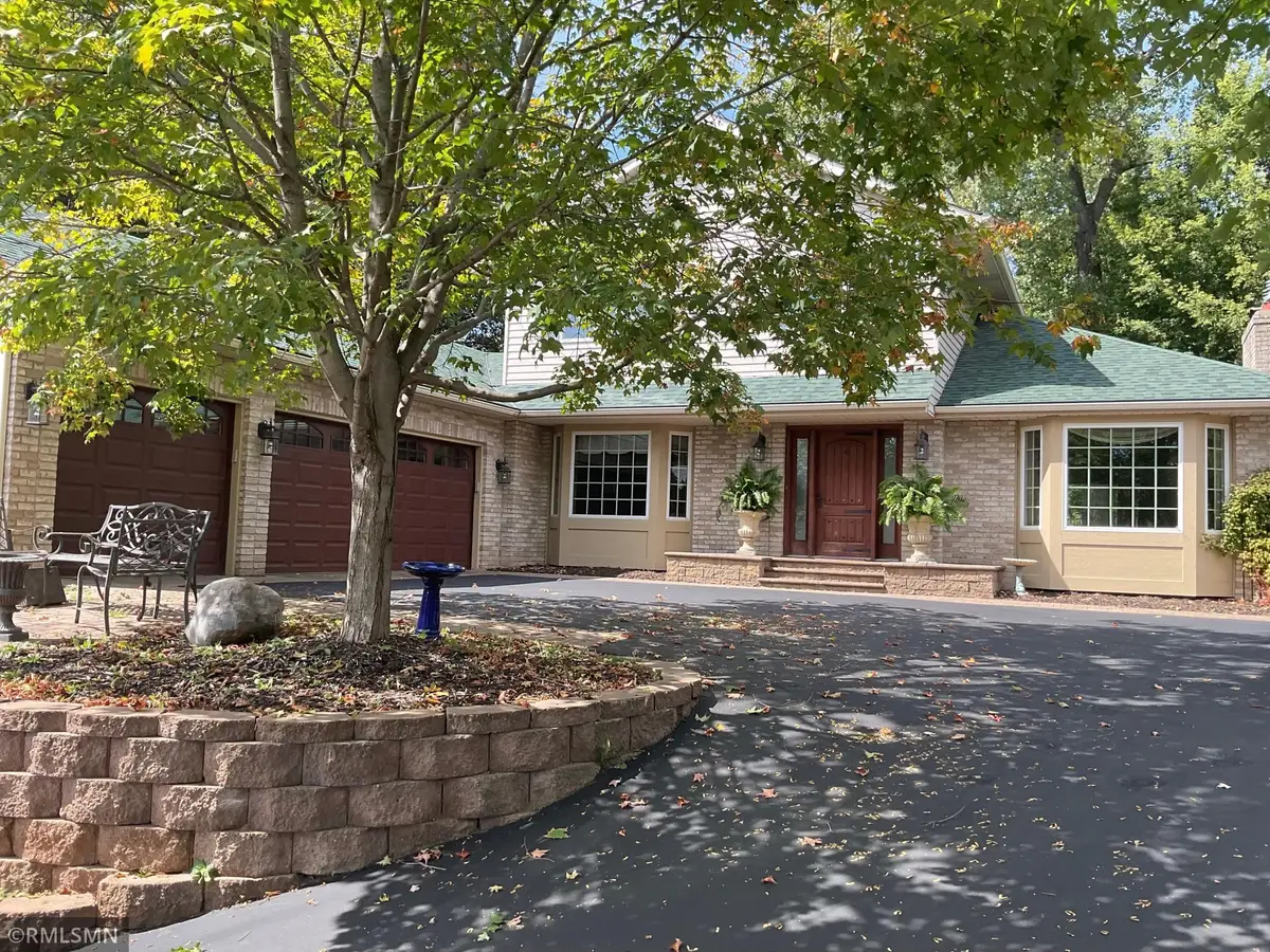 2139 14th Avenue E, North Saint Paul, MN 55109 - #1