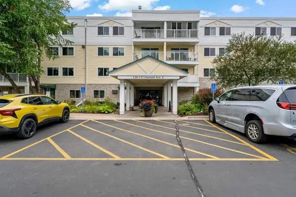 132 Demont Avenue E #325, Little Canada, MN 55117