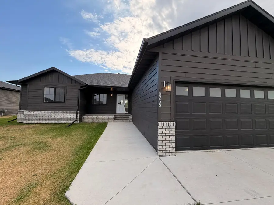 10258 Burgundy Drive, Horace, ND 58047 - #2