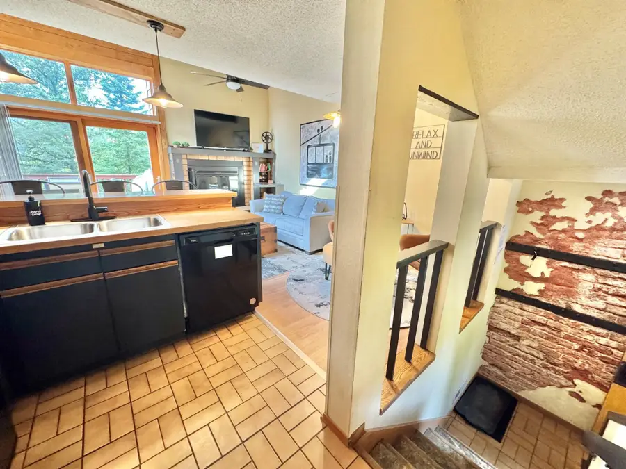 527 Moose Mountain Drive, Lutsen, MN 55615 - #3
