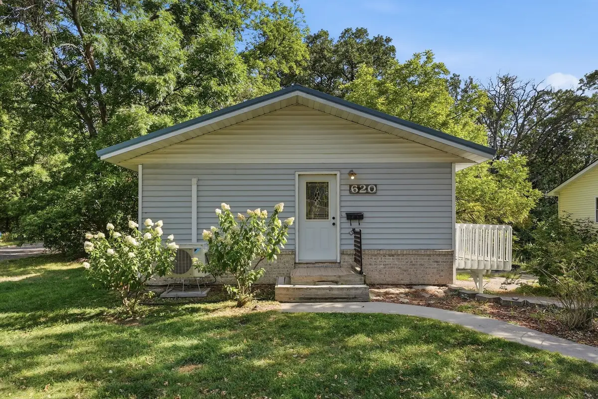 620 4th Avenue N, Sauk Rapids, MN 56379 - #1
