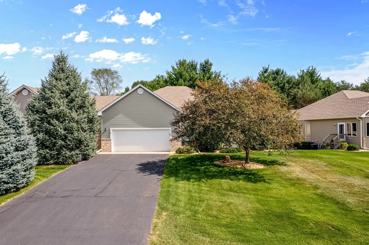 14329 Rochester Street Ne, Ham Lake, MN 55304 - #1