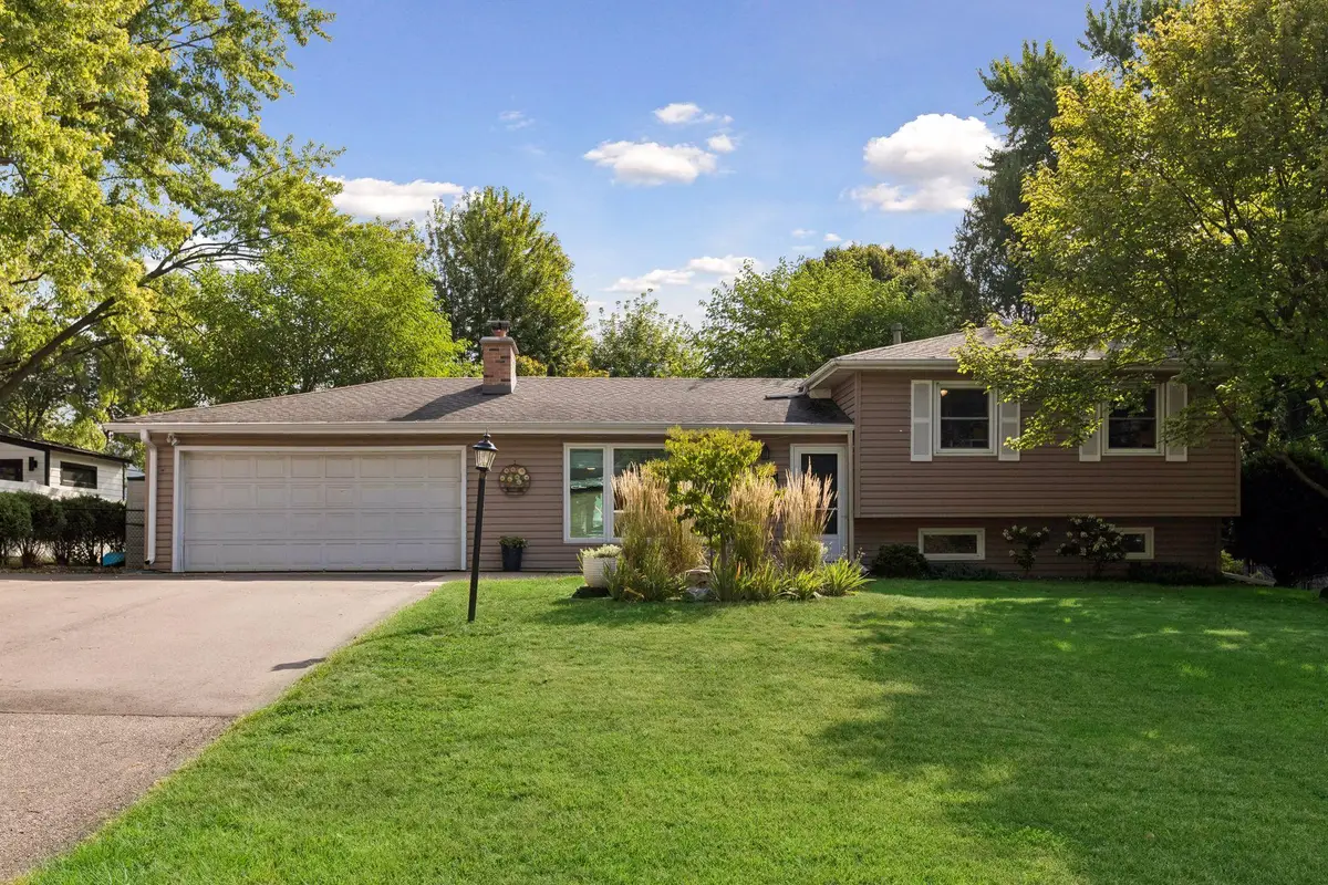 2230 Decatur Avenue N, Golden Valley, MN 55427 - #1