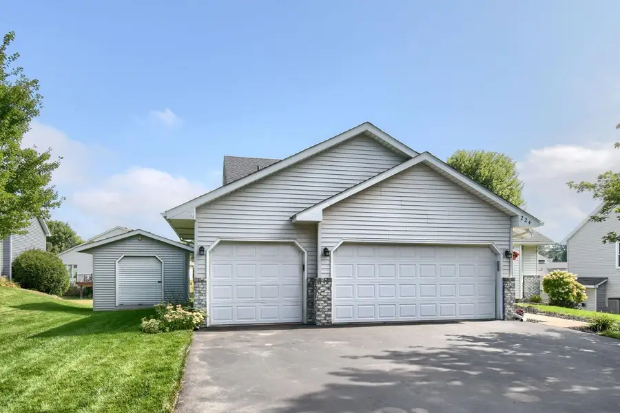 224 Pendryn Hill Bay, Woodbury, MN 55125 - #3