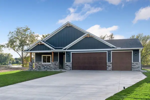 13664 Gladiola Street Nw, Andover, MN 55304