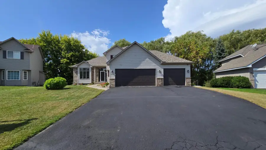 13992 W Virginia Avenue, Savage, MN 55378 - #2