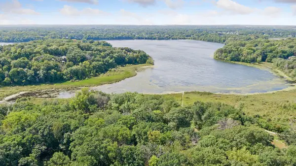 4 Thrush Lane, North Oaks, MN 55127