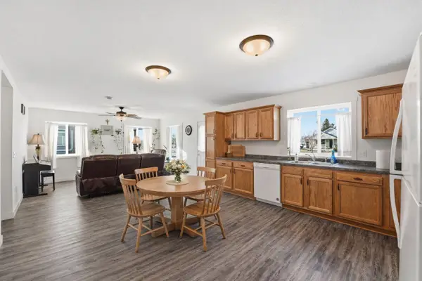 1504 Jasmine Drive, Alexandria, MN 56308