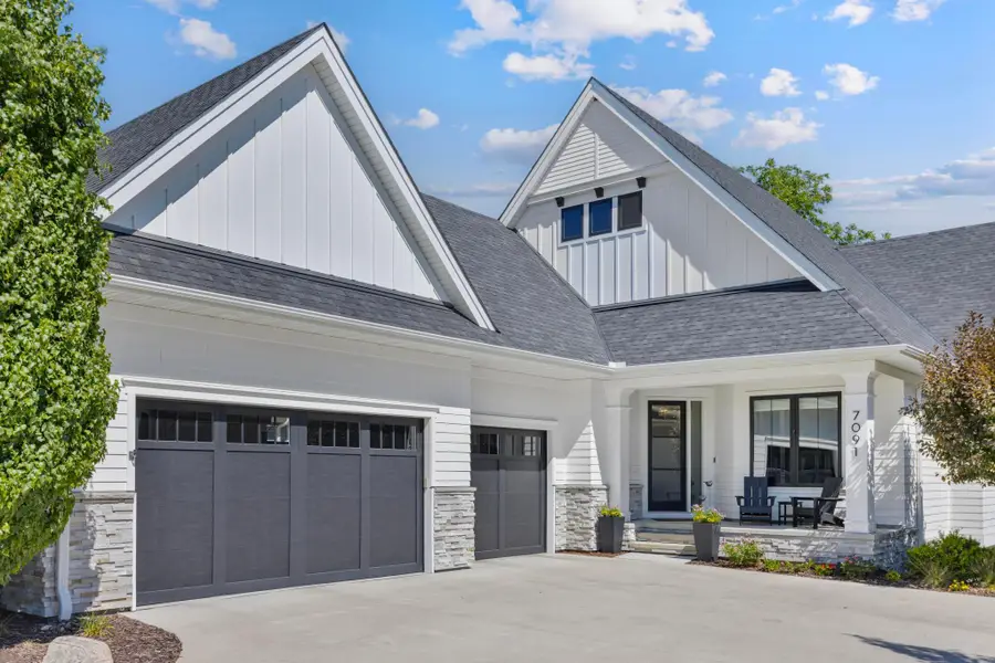 7091 Highland Court, Eden Prairie, MN 55346 - #2