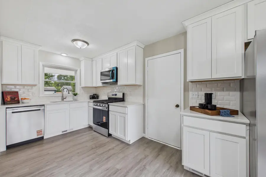 7000 Humboldt Avenue N, Brooklyn Center, MN 55430 - #3