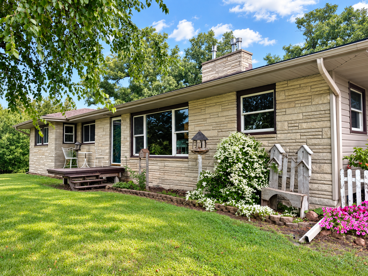 65176 120th Avenue, Claremont, MN 55924 - #1