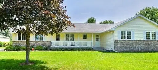 13295 Saint Croix Trail, North Branch, MN 55056