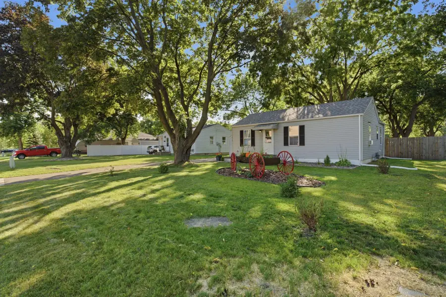 1416 6th Street Sw, Willmar, MN 56201 - #2