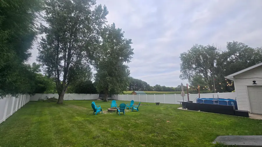 197 2nd Street Ne, Clarks Grove, MN 56016 - #3