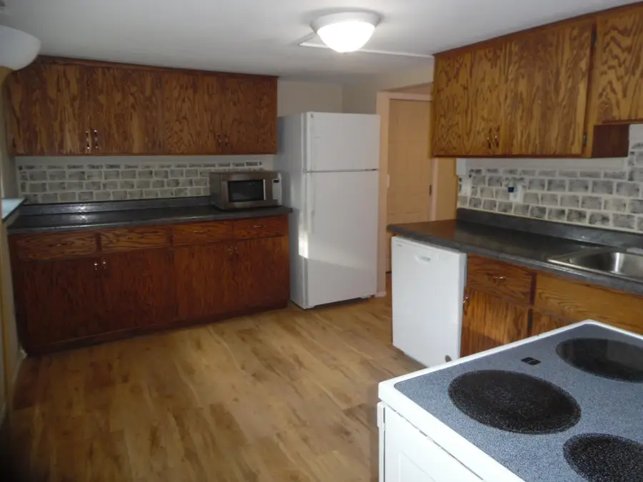 132 6th Street Sw, Forest Lake, MN 55025 - #3