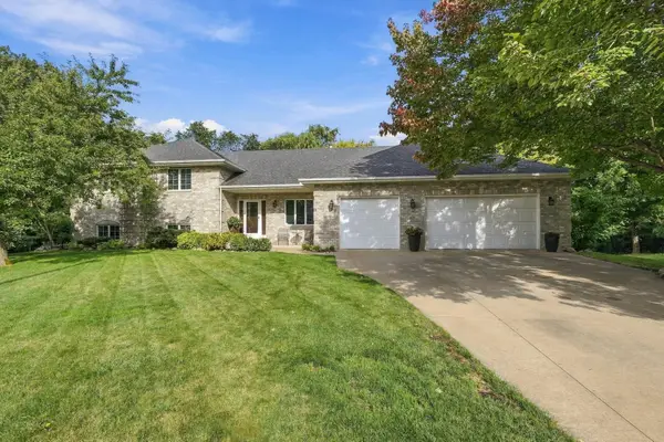 2580 Brinkhaus Street, Chaska, MN 55318