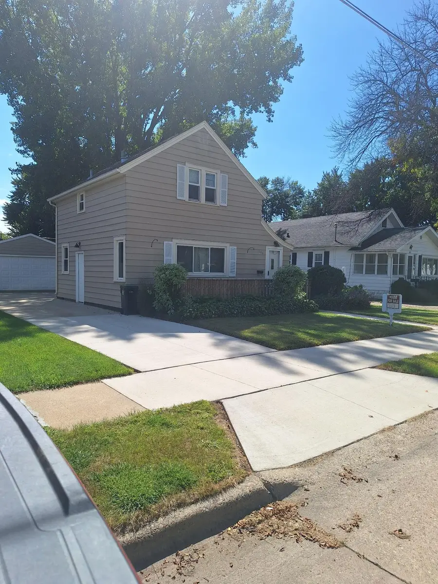 806 8th Avenue Se, Austin, MN 55912 - #2