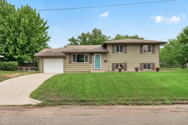 1261 Gary Drive, Saint Paul Park, MN 55071