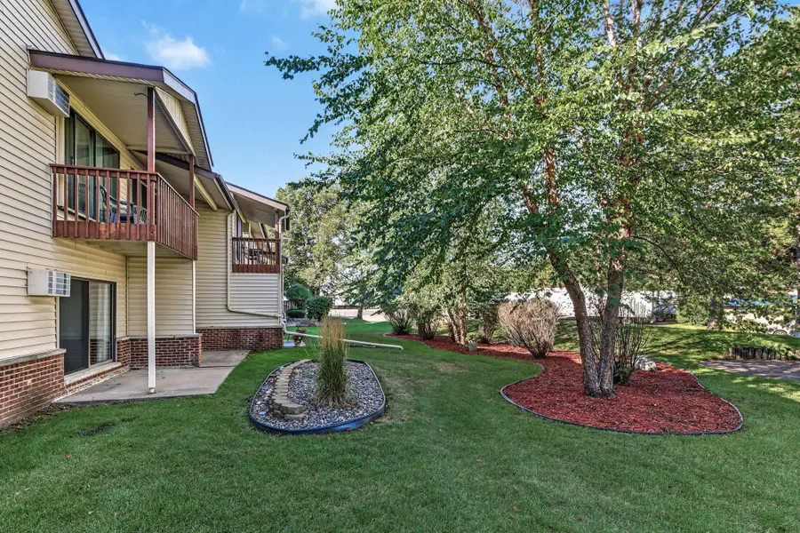 3916 Foss Road #104, Saint Anthony, MN 55421 - #2