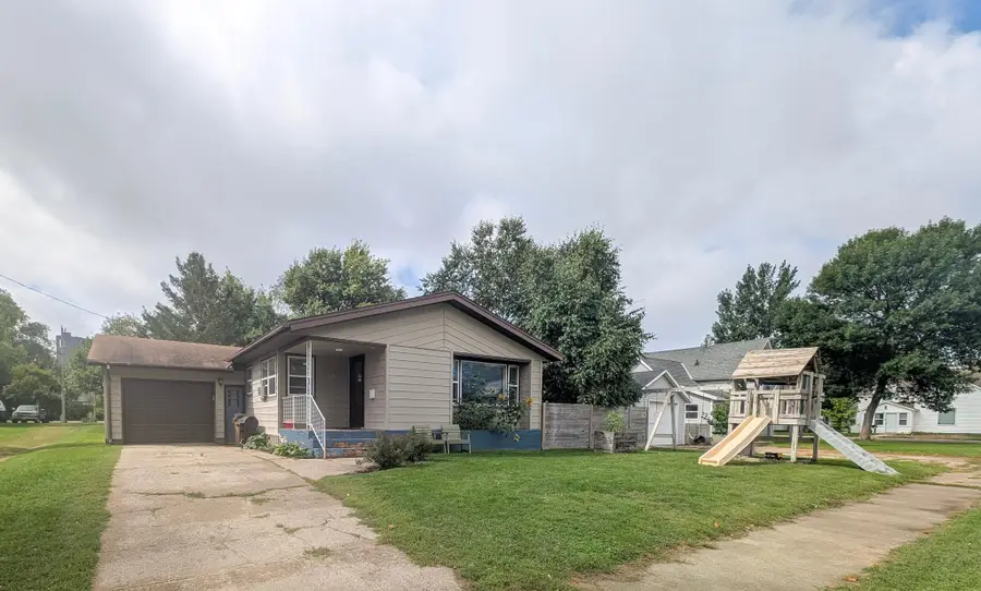 145 5th Street Nw, Perham, MN 56573 - #2