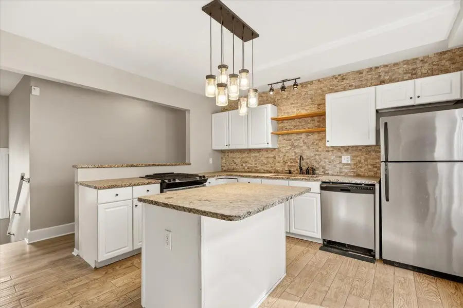 2725 Dupont Avenue S, Minneapolis, MN 55408 - #3