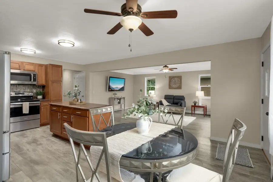 406 18th Street W, Hastings, MN 55033 - #3