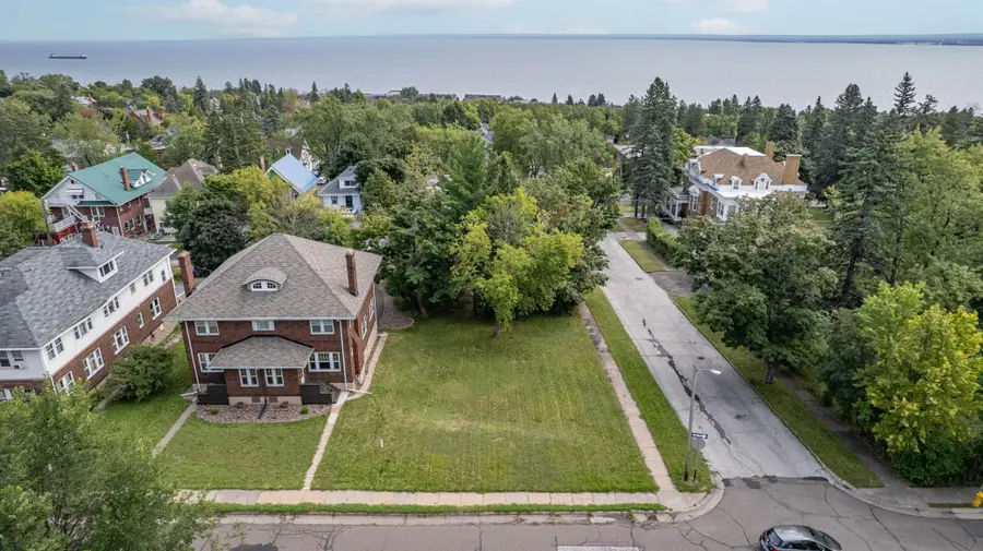 200X E 3rd Street, Duluth, MN 55805 - #2