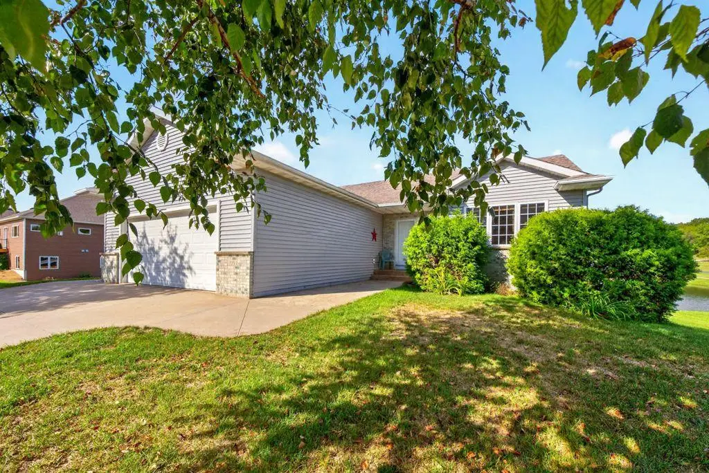 810 7th Avenue Sw, Pine Island, MN 55963 - #1