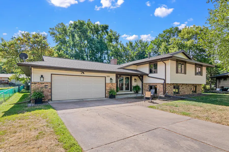1911 Serendipity Court, New Brighton, MN 55112 - #3