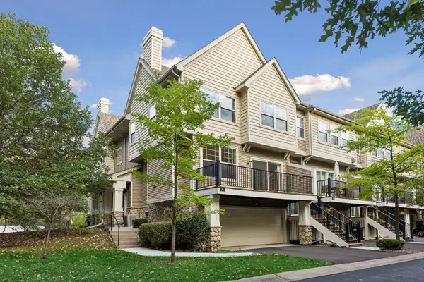 4765 Victor Path #9, Hugo, MN 55038
