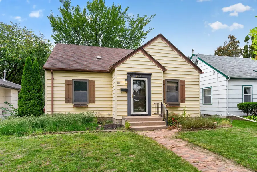 5740 22nd Avenue S, Minneapolis, MN 55417 - #2