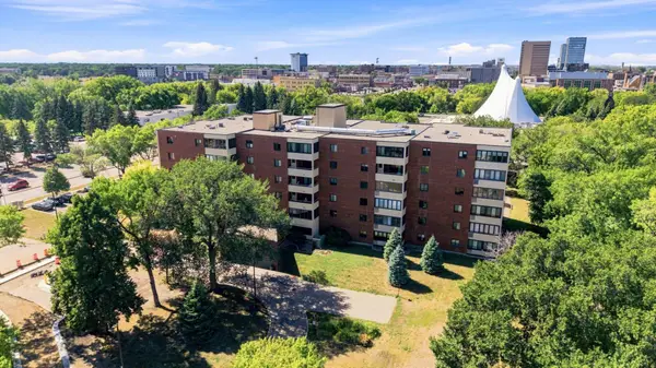 105 3rd Street N #203, Moorhead, MN 56560