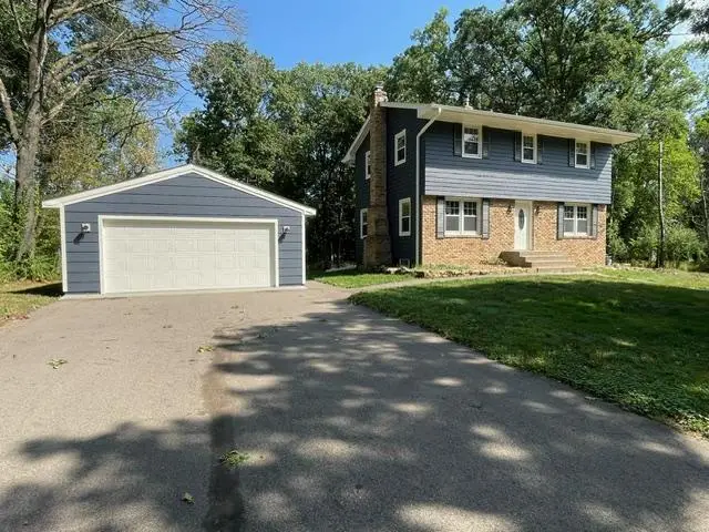 928 Griffin Avenue, Mahtomedi, MN 55115 - #3