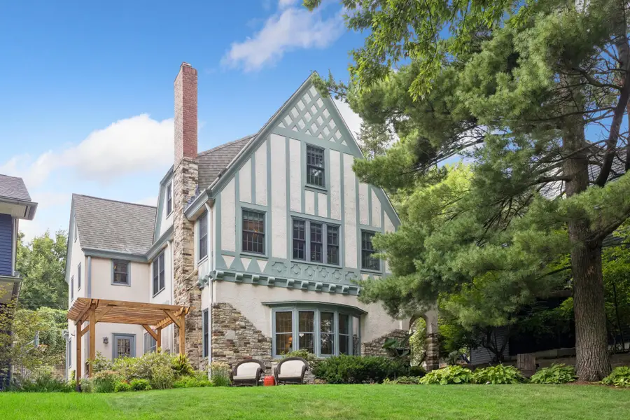 1015 W Minnehaha Parkway, Minneapolis, MN 55419 - #2