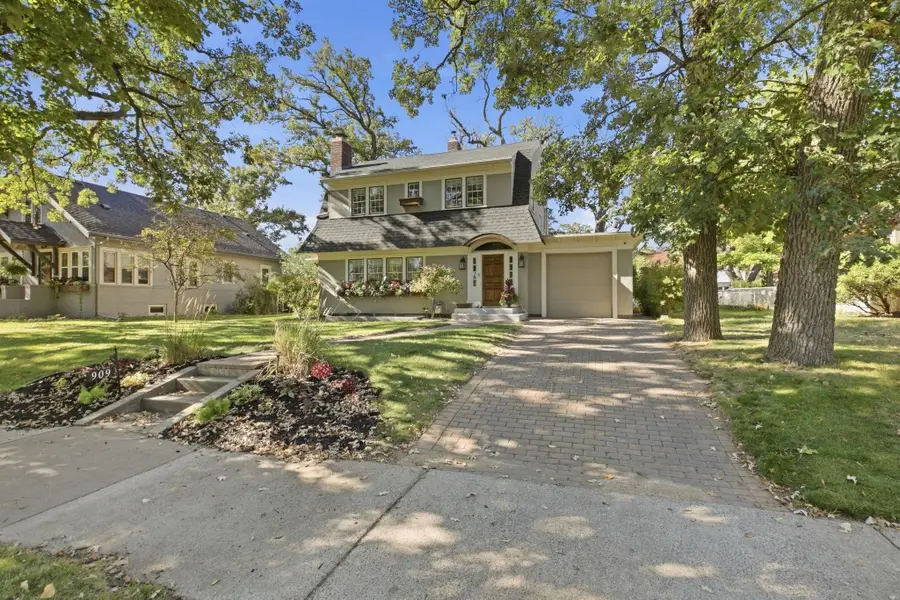 909 6th Avenue N, Saint Cloud, MN 56303 - #2