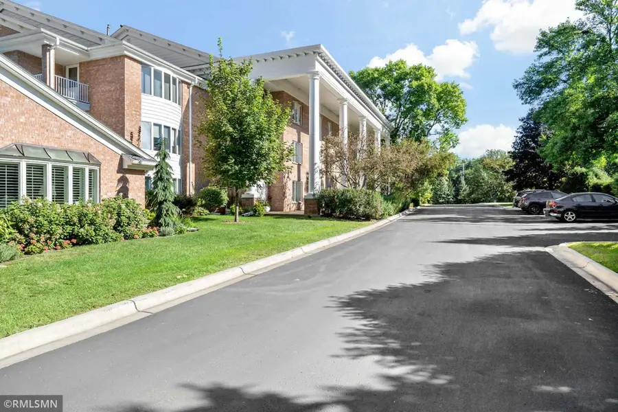 1585 Dodd Road #302, Mendota Heights, MN 55118 - #2