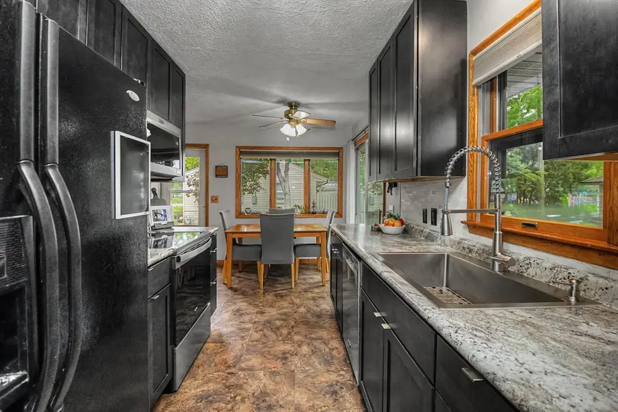 10524 7th Street Ne, Blaine, MN 55434 - #3