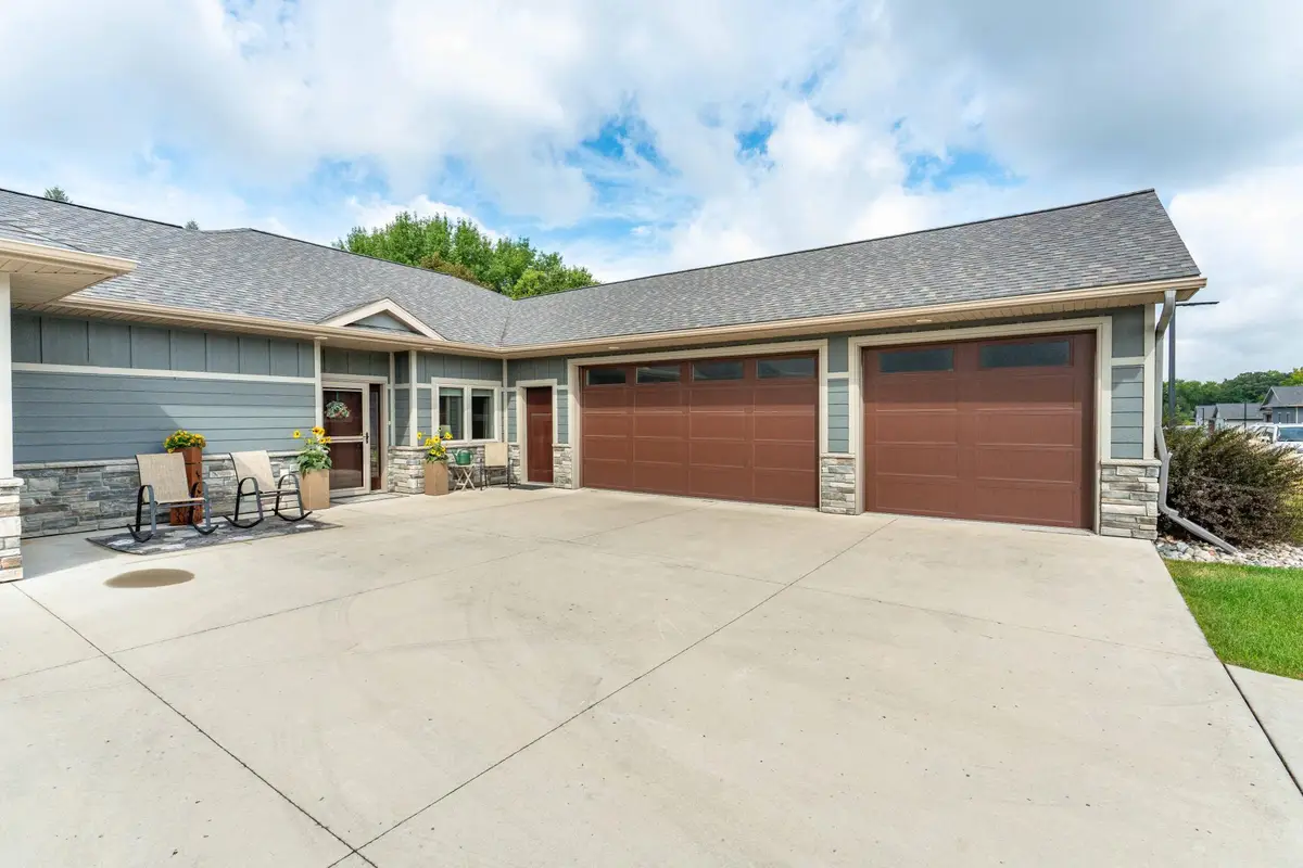 740 Oak Trail, Fergus Falls, MN 56537 - #1