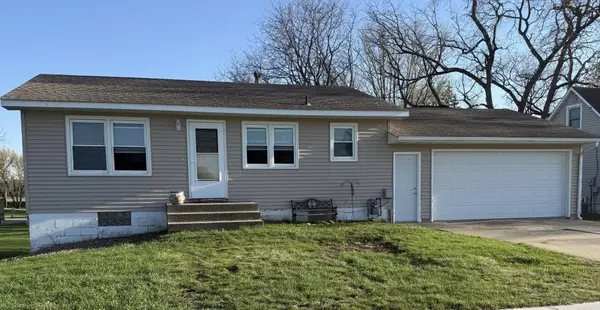 610 8th Avenue Ne, Waseca, MN 56093
