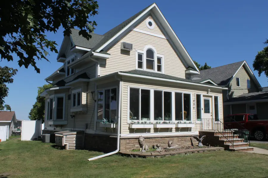 405 E Lake Street, Osakis, MN 56360 - #2