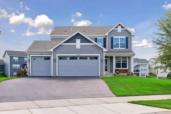 19257 Meadow View Lane, Maple Grove, MN 55311